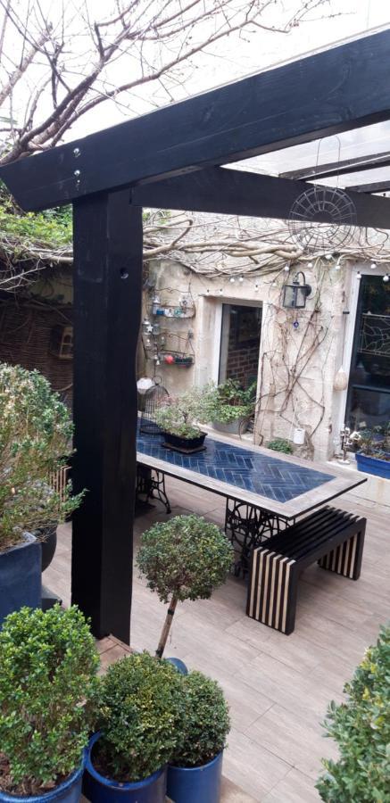 Buky Palace Pons Ngoại thất bức ảnh